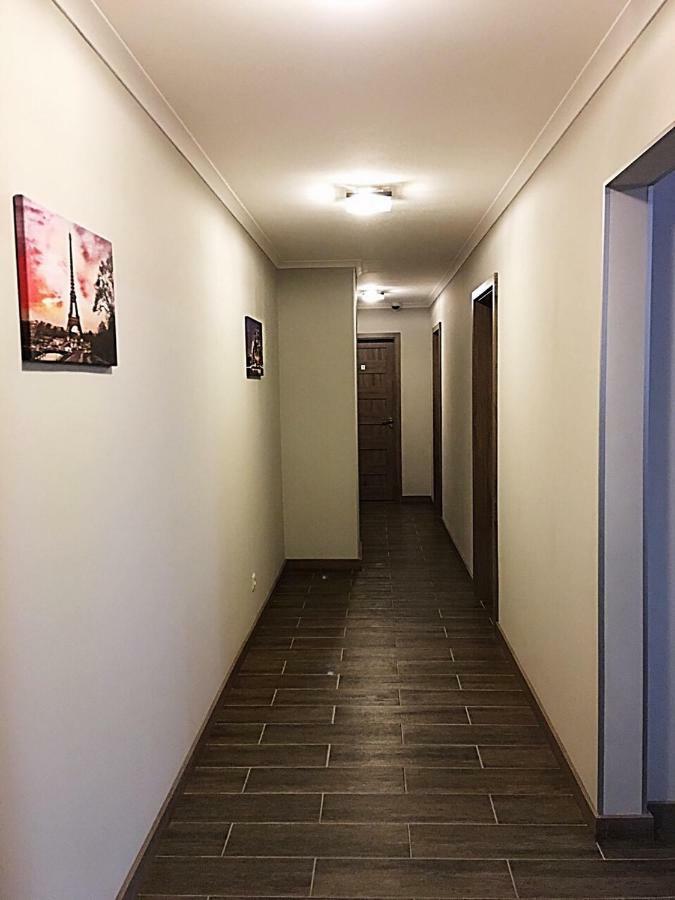 7Days Hotel Hadiach Eksteriør billede